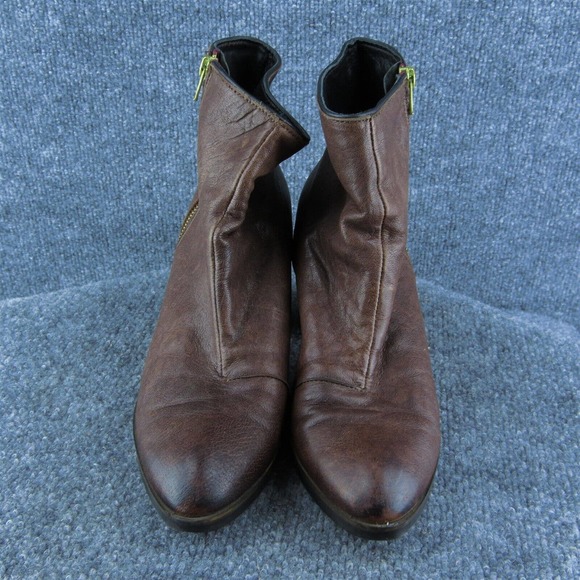 Eric Michael Brown Leather Ankle Boots Women 40 Side Zip Block Heel - Picture 3 of 9